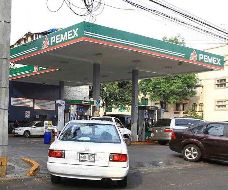 Aumento en precio de gasolinas, transitorio: AMLO