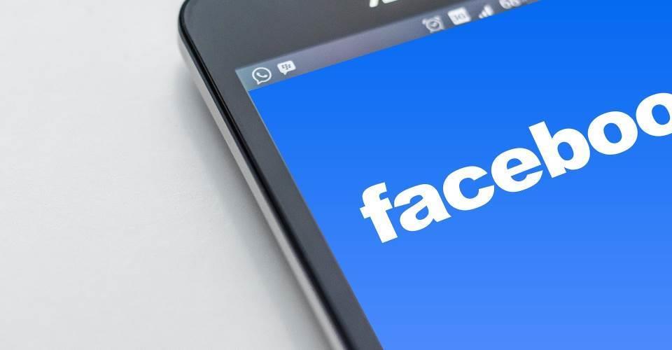 Facebook cancela más de 300 cuentas falsas