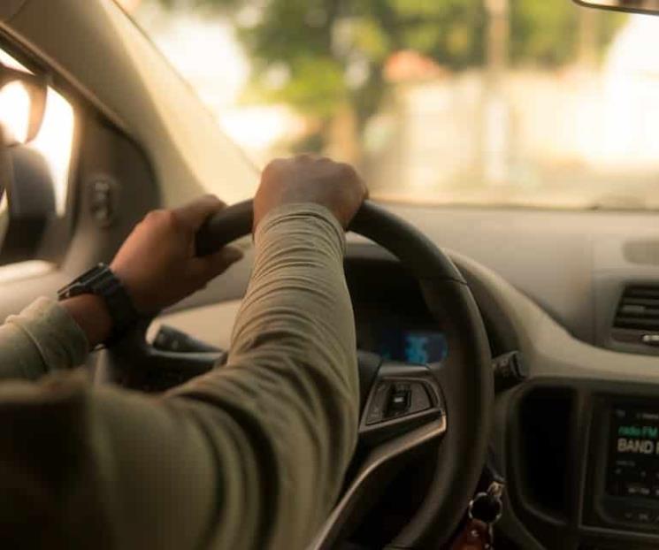 Uber recibe multa por discriminar a una mujer ciega