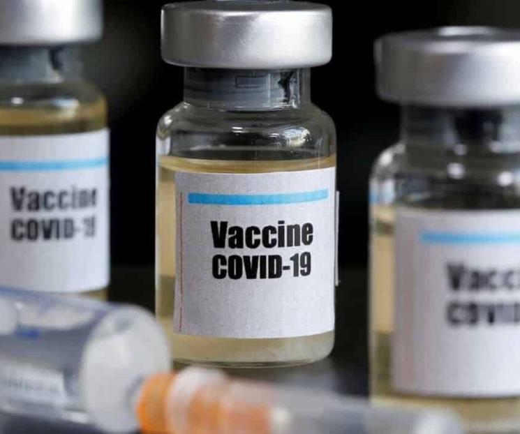 Pese a retrasos, gobierno va por vacunar a grupo de 50 a 59