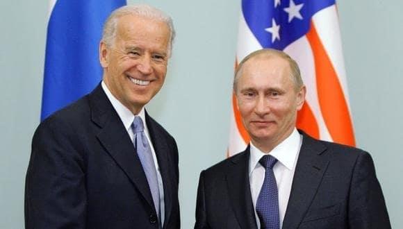 Biden propone a Putin celebrar reunión en un tercer país