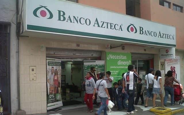 Salinas Pliego anuncia fallas en sistema de Banco Azteca