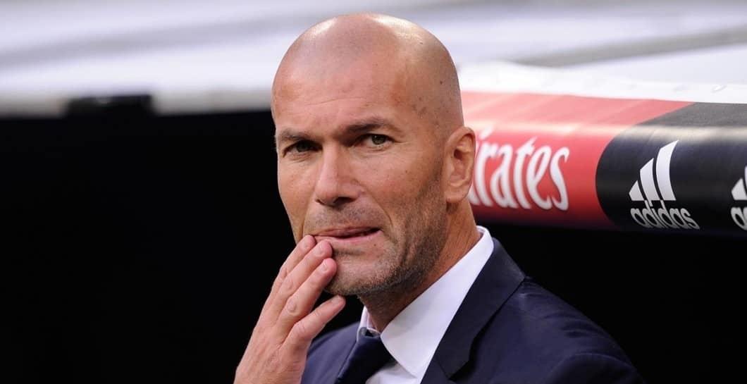 Zidane es opción a reforzar dirección técnica de la Juve
