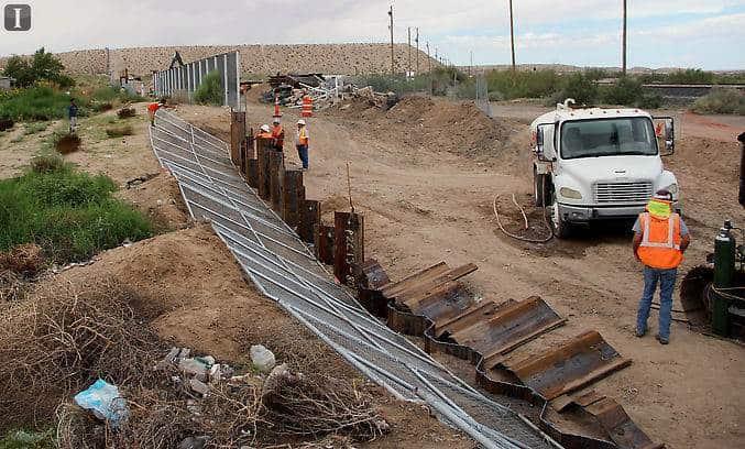 Biden cancela proyectos de muro fronterizo, según The Hill