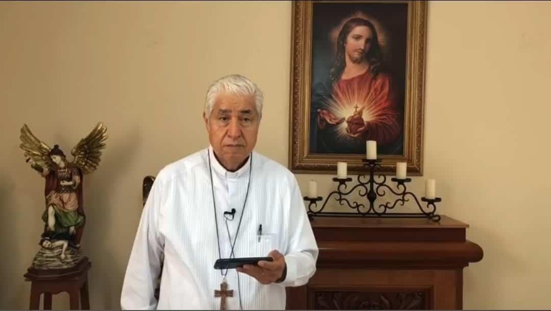 Llama Arzobispo Cabrera a orar por madres regias