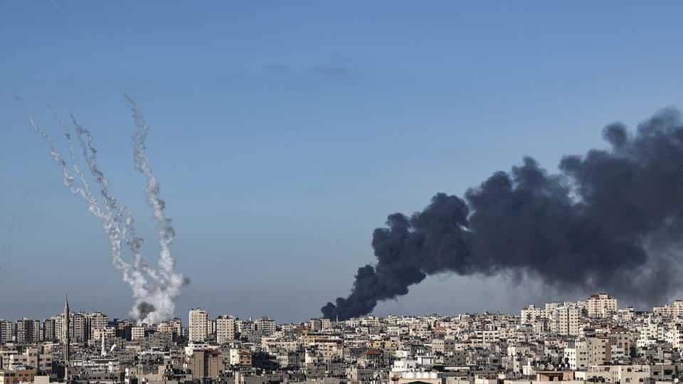 Israel y Hamás acuerdan un alto al fuego en Gaza