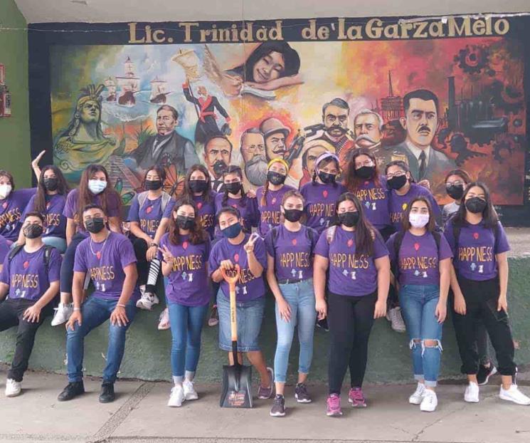 Van estudiantes de UANL al rescate de primaria de Guadalupe