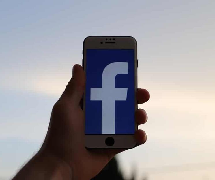 Invierten candidatos millones de pesos en Facebook