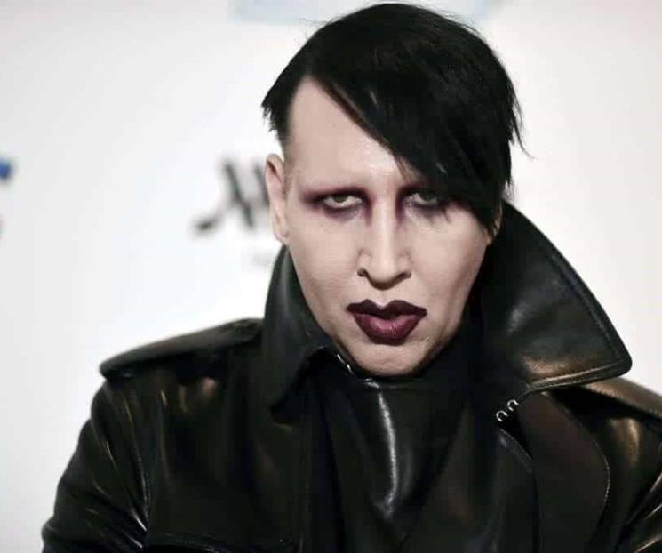 Acusan a Marilyn Manson de agredir a un camarógrafo