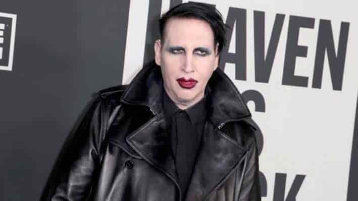 Emiten orden de arresto para Manson