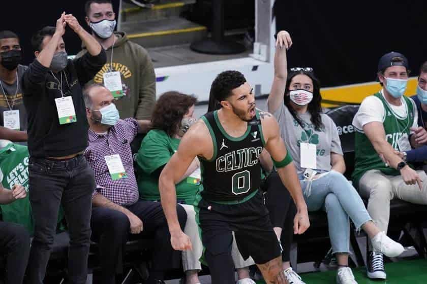 Celtics despiertan ante los Nets