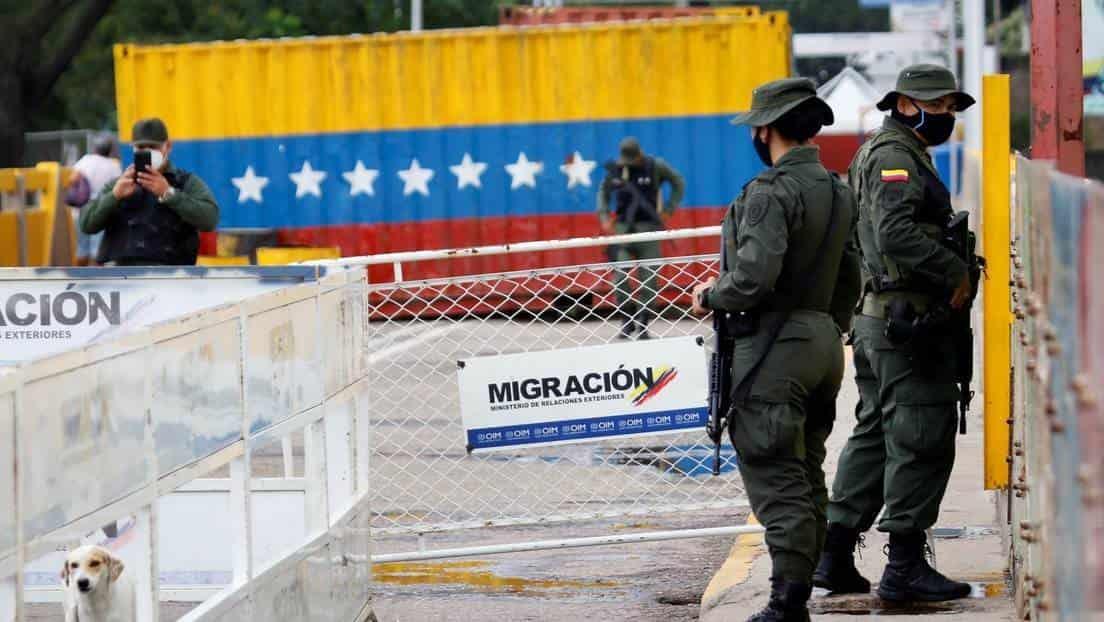 Colombia decide mantener cerrada la frontera con Venezuela