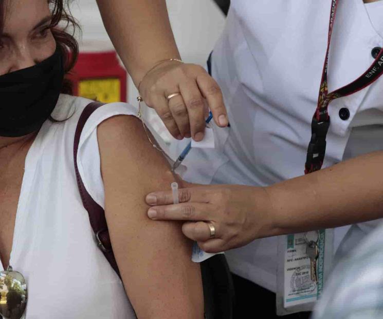 Se suma UDEM a estrategia de vacunación en San Pedro