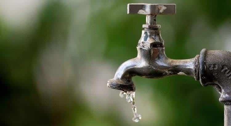 Aplica AyD hasta 300 multas al mes por mal uso del agua
