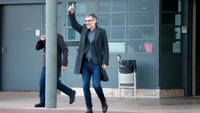 Liberan a líderes secesionistas catalanes