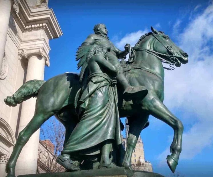 NY retirará polémica estatua de Roosevelt
