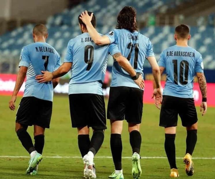 Avanza Uruguay a cuartos