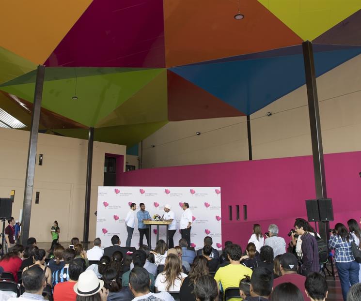 En formato híbrido, el programa del Hay Festival Querétaro