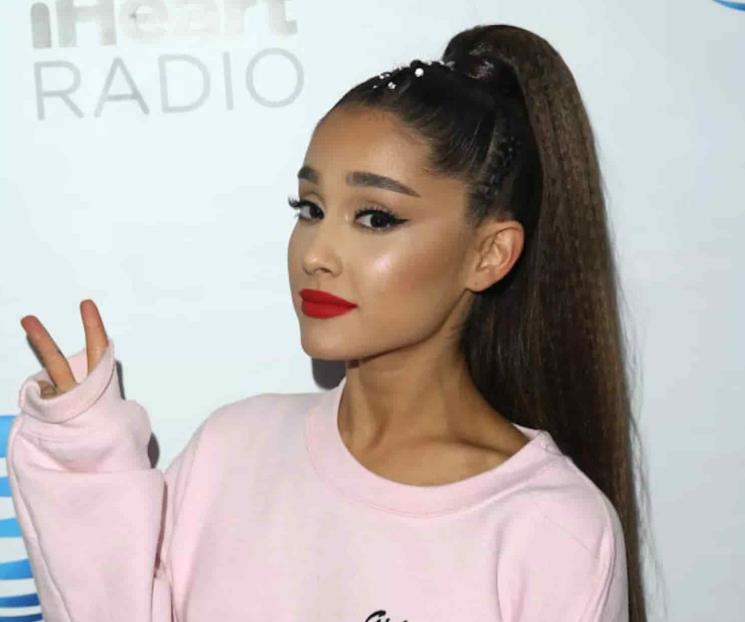 Ariana Grande regala a sus fans 1 mdd en terapia