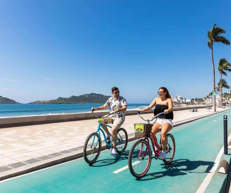Los Cabos y Mazatlán reciben más turistas que antes de Covid