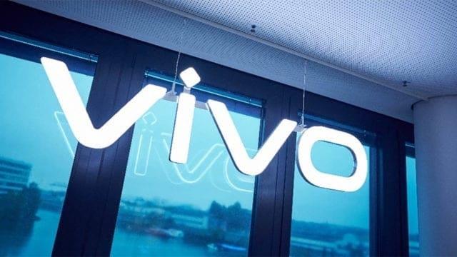 Vivo va por el mercado de smartphones de Motorola y Xiaomi