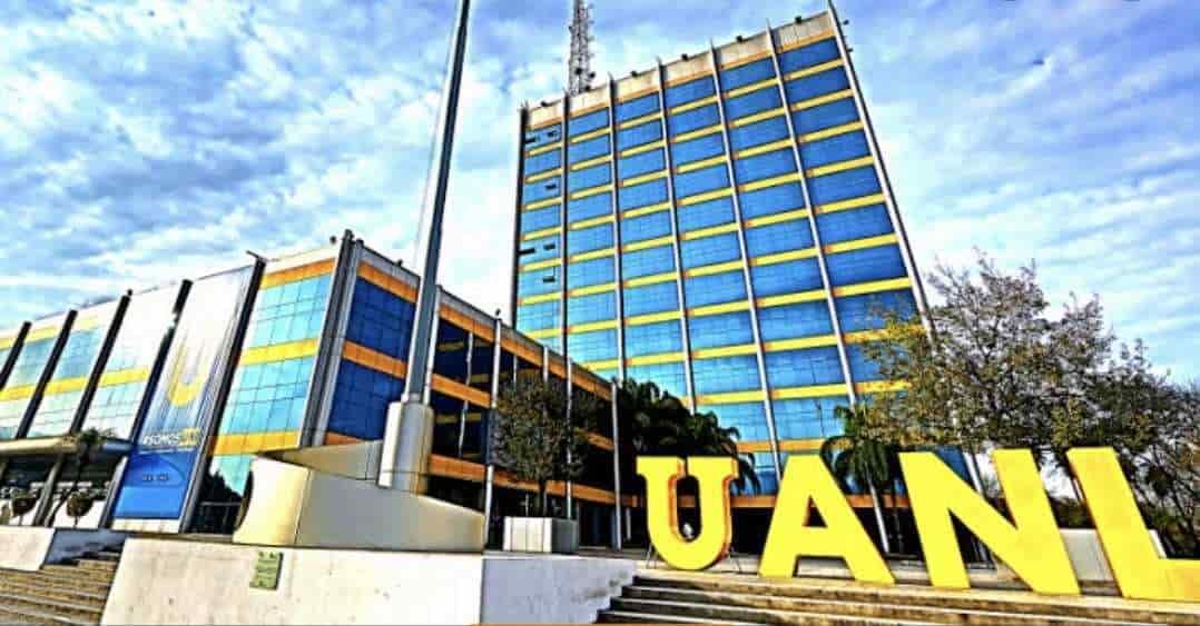 Destituye UANL a Director General de Administración