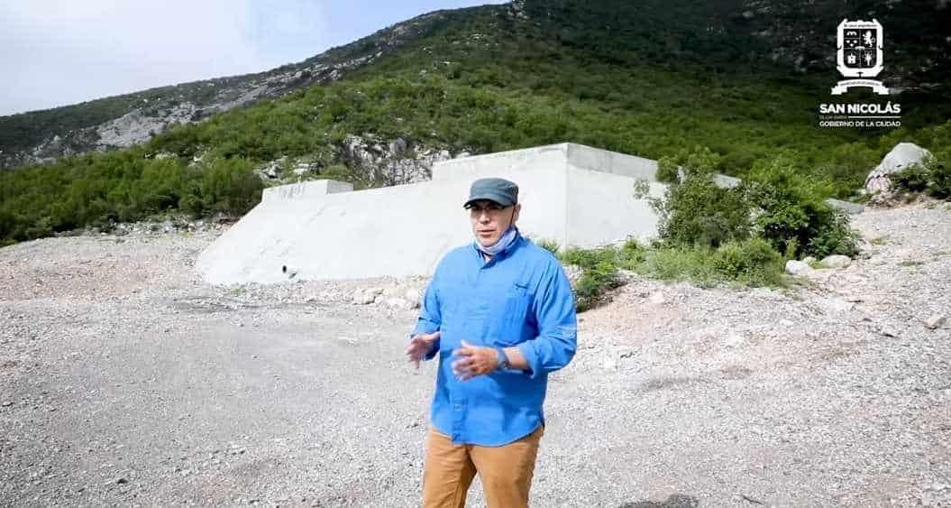 Construyen en San Nicolás tres represas en el cerro del Topo