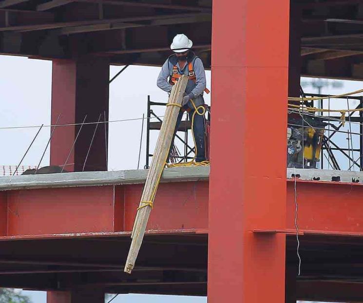 Constructoras ligan dos meses a la baja en mayo