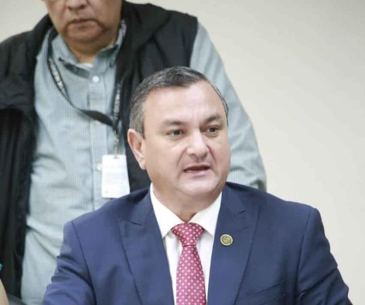 Propone Héctor García ampliar horario de diputados