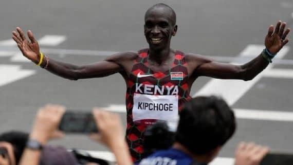 Revalida Kipchoge en el maratón