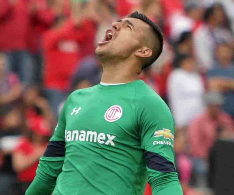 Luis García es baja del Toluca por lesión en la mano