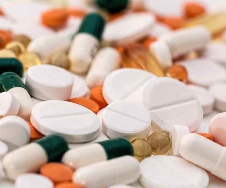 Cofece multa a distribuidores de medicamentos