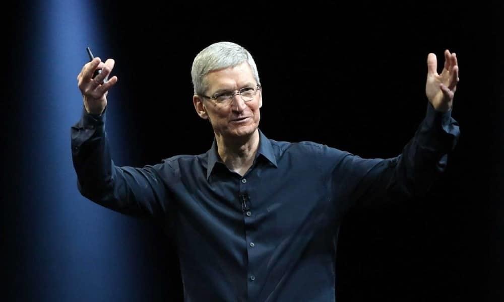 Tim Cook cumple 10 años al frente de Apple