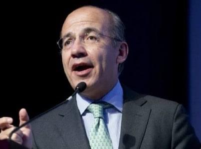 Calderón critica a dirigencia del PAN por encuentro con VOX