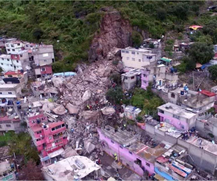 En riesgo, 80 casas por nuevo posible deslave de cerro