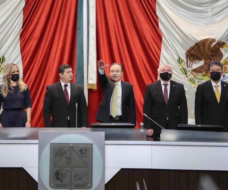 Alfonso Durazo rinde protesta como gobernador de Sonora