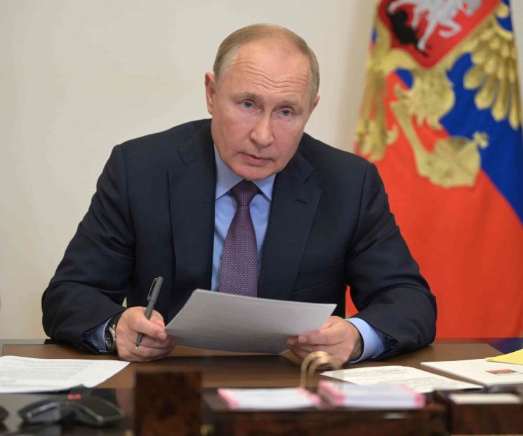 Putin en cuarentena ante contagios de Covid en círculo cercano