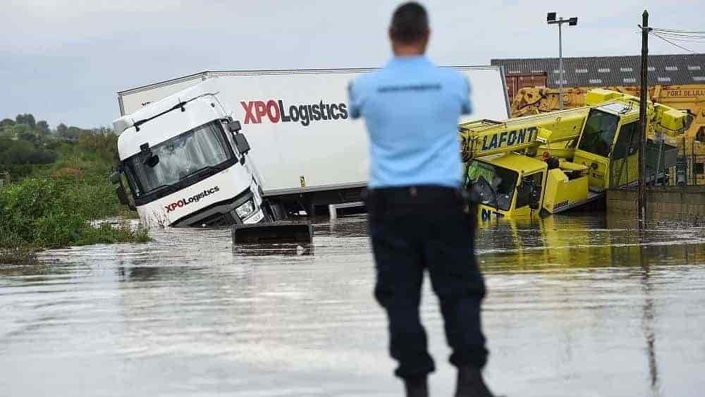 Inundaciones anegan aldeas en Francia