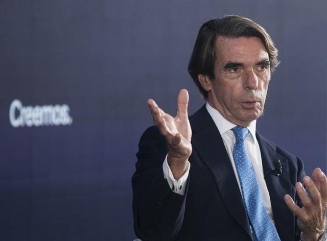 No voy a engrosar las filas de los que piden perdón: Aznar