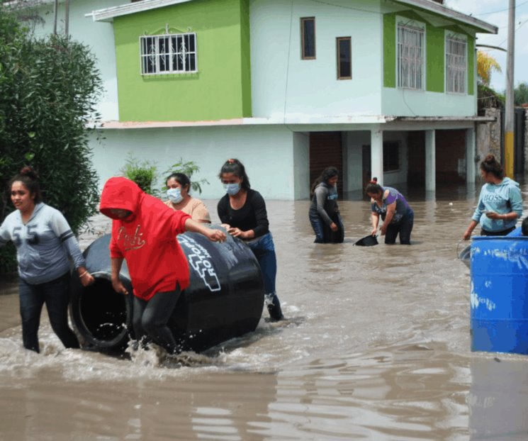 Desbordan lluvias presas y ríos  en seis municipios de Gto