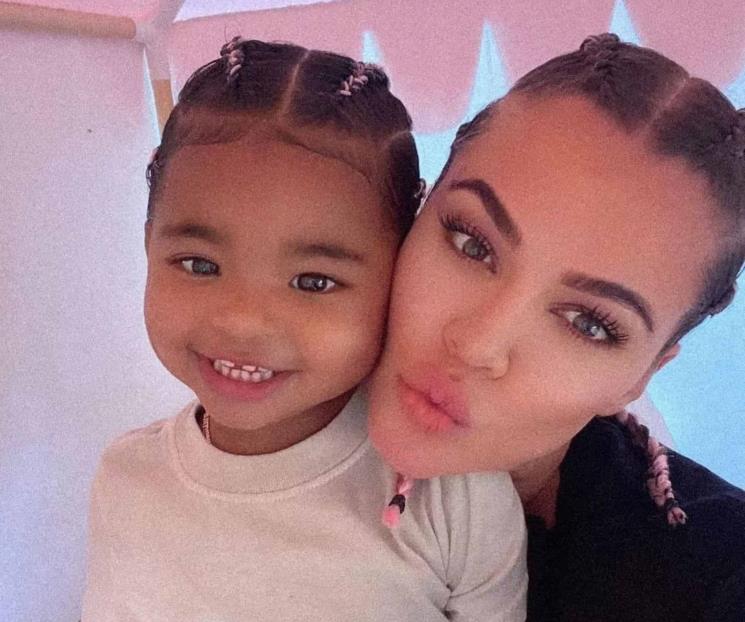 Khloé Kardashian defiende a su hija de quienes la critican