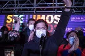 Candidatos chilenos suspenden actividades por posible Covid