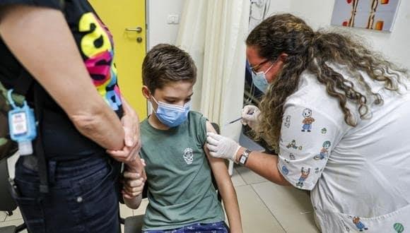 Inicia vacunación en niños de entre 5 y 12 años en EU
