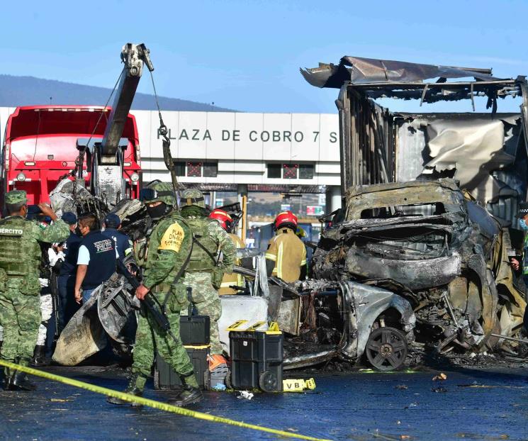 Deja camión sin frenos 19 muertos en la México-Puebla