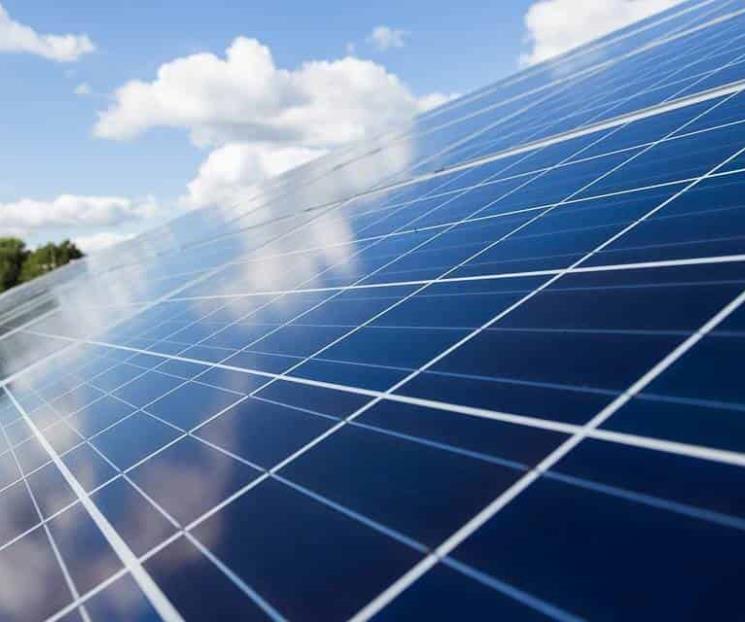 Descartan frene Reforma Eléctrica paneles solares