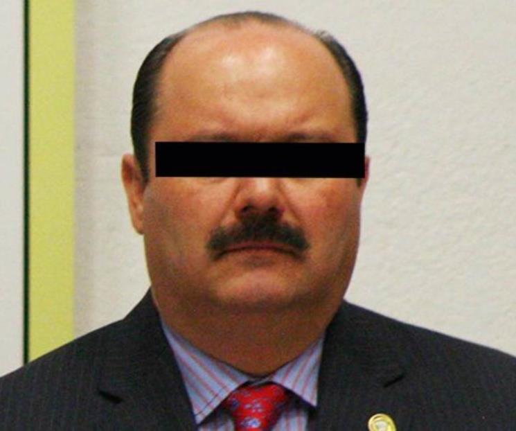 Ordenan extraditar a César Duarte a México