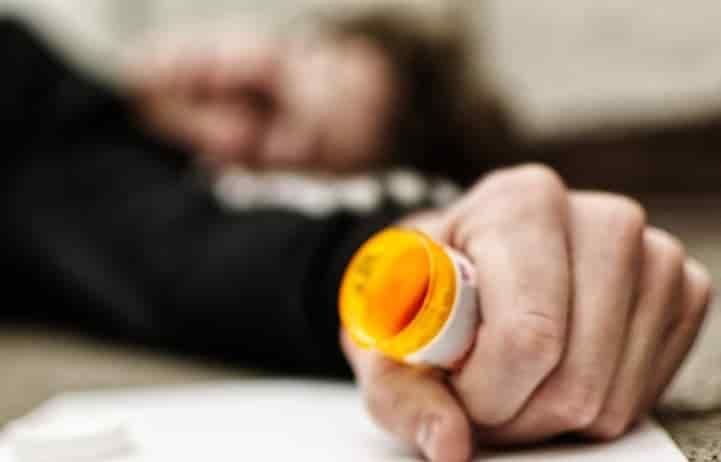 Reporta EU 100 mil decesos por sobredosis