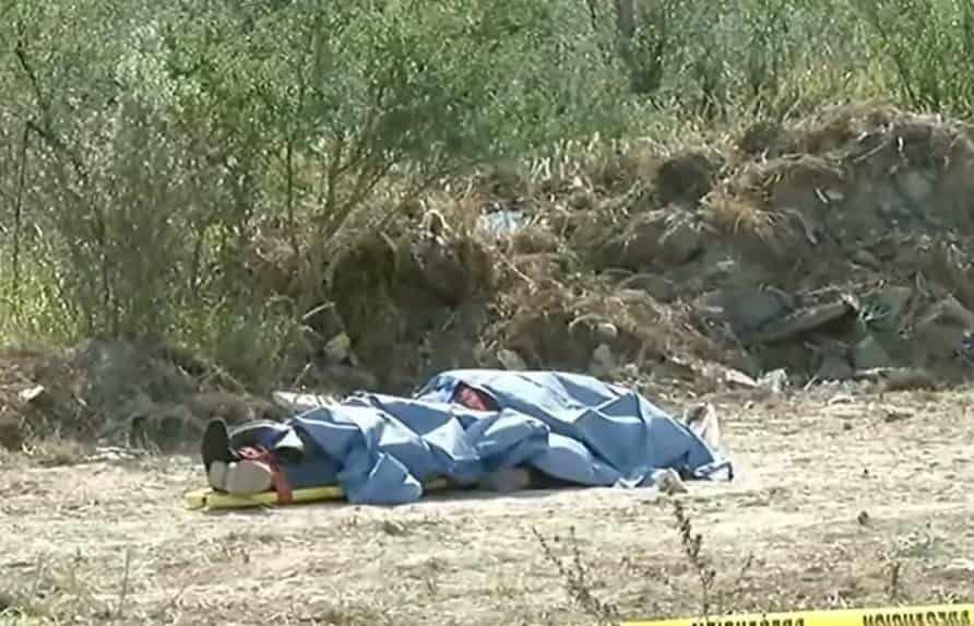 Muere hombre en volcadura en Salinas Victoria