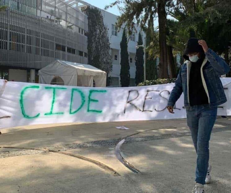 Romero culpa a alumnos de impedir funcionamiento del CIDE