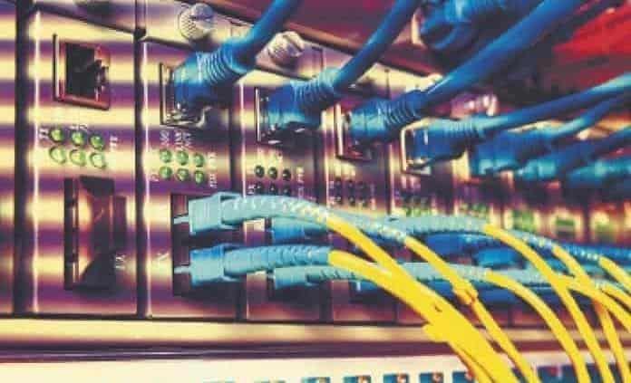 Cortes en fibra óptica causan fallas en internet